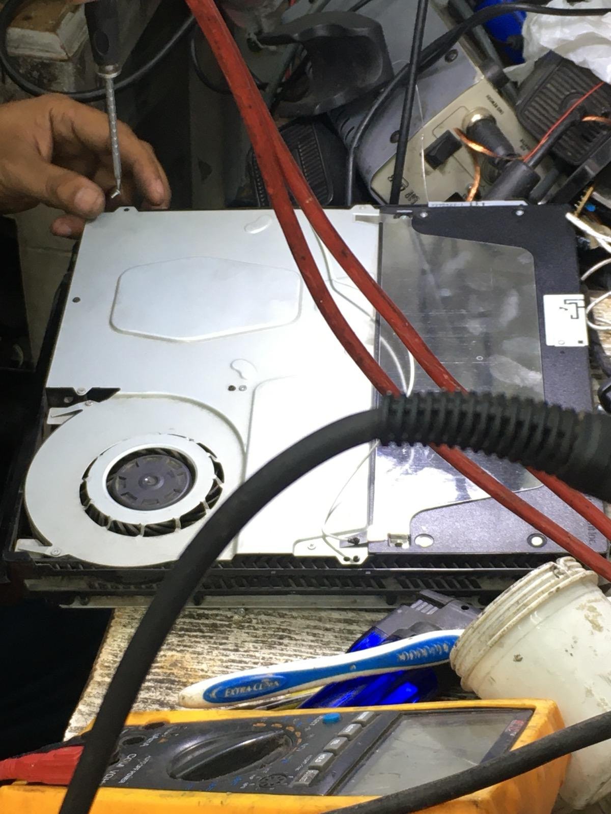 Noor communications office mobile, speaker and playstation repair delhi-6